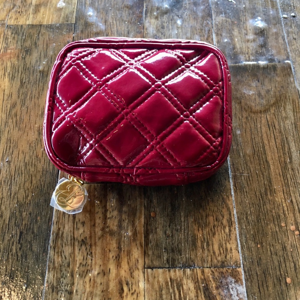 New Estée Lauder small cosmic bag shiny Red